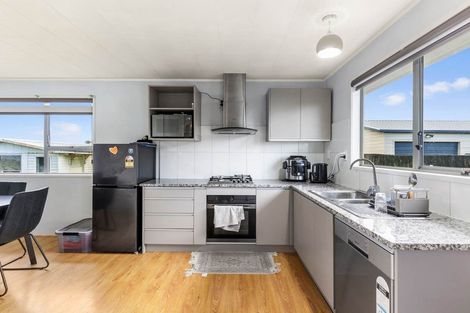 Photo of property in 169 Mahia Road, Wattle Downs, Auckland, 2103