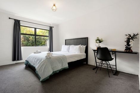 Photo of property in 5/875 Heaphy Terrace, Claudelands, Hamilton, 3214