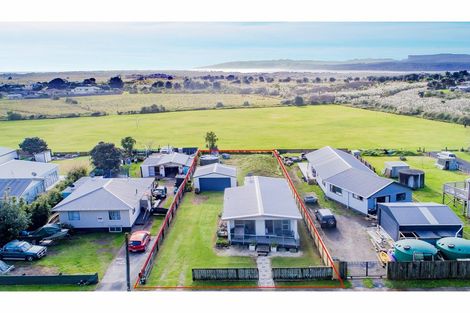 Photo of property in 156 Maunsell Road, Port Waikato, Tuakau, 2695