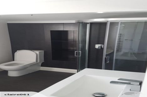 Photo of property in 25 Oxford Street, Fairfield, Hamilton, 3214