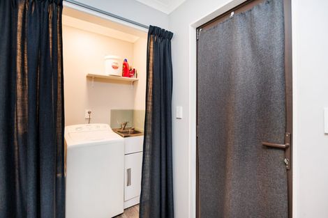 Photo of property in 49 Kaimanawa Street, Kelvin Grove, Palmerston North, 4414