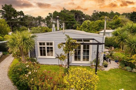 Photo of property in 10 Muri Street, Aramoana, Port Chalmers, 9082
