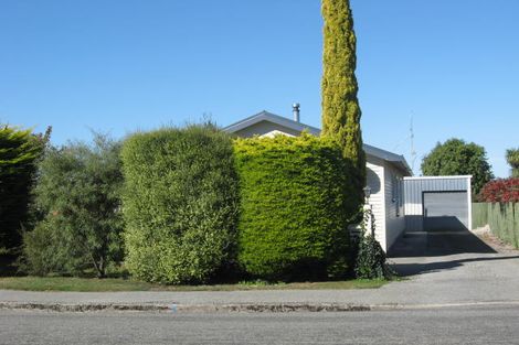 Photo of property in 27 Harris Street, Waimate, 7924