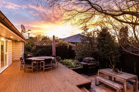 Photo of property in 39 Manor Place, Bryndwr, Christchurch, 8053