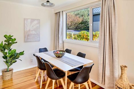 Photo of property in 39b Pukatea Street, Eastbourne, Lower Hutt, 5013