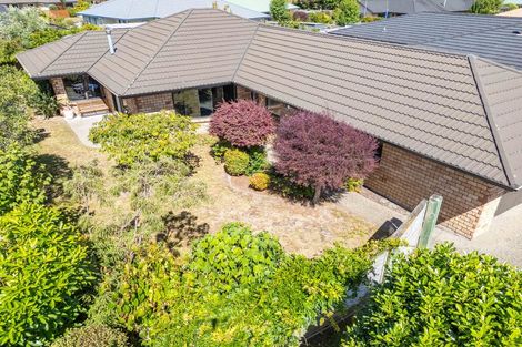Photo of property in 31 Campion Road, Waikanae Beach, Waikanae, 5036