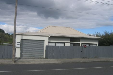 Photo of property in 2 Valley Road, Hikurangi, 0114