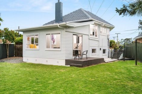Photo of property in 44 Aurea Avenue, Pakuranga, Auckland, 2010