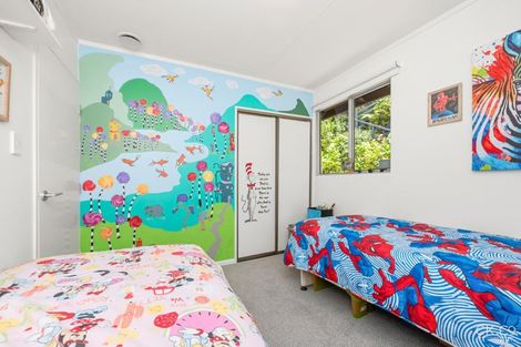 Photo of property in 14 Winchester Avenue, Pinehaven, Upper Hutt, 5019