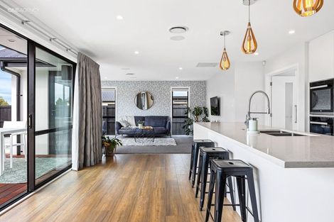 Photo of property in 7 Oakville Close, Rangiora, 7400