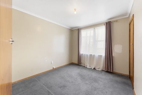 Photo of property in 15 Fox Street, Woodville, 4920