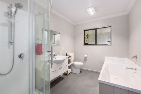 Photo of property in 17 Moonsail Drive, Whitby, Porirua, 5024