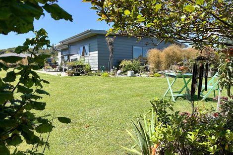 Photo of property in 12 Mcdonald Place, Collingwood, 7073