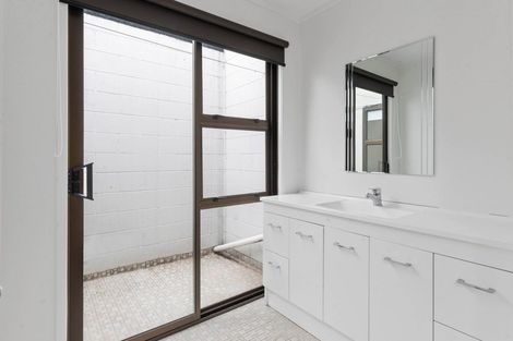 Photo of property in 4/1312 Hinemoa Street, Rotorua, 3010