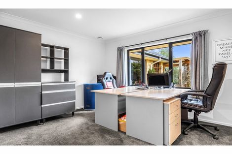 Photo of property in 24 Campion Place, Rolleston, 7614