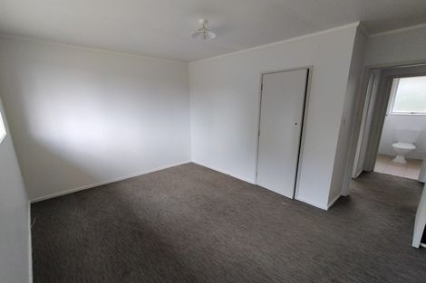 Photo of property in 61 Harrington Road, Henderson, Auckland, 0610