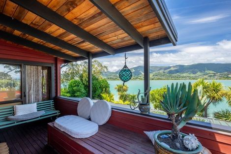 Photo of property in 90 Point Road, Monaco, Nelson, 7011