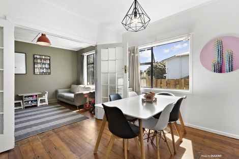 Photo of property in 23 Lonsdale Crescent, Rongotai, Wellington, 6022