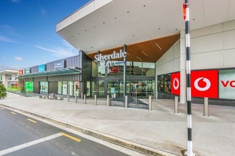 Photo of property in 35 Sunnyheights Road, Orewa, 0931