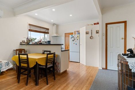 Photo of property in 59 Kent Street, Carterton, 5713