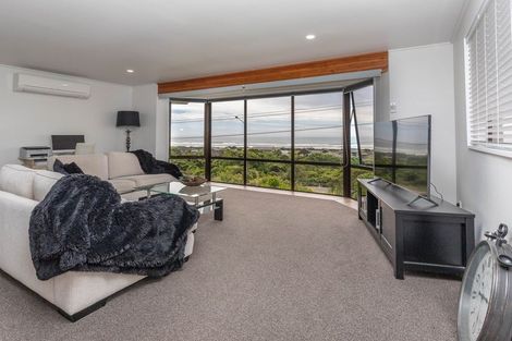 Photo of property in 83 Main South Road, Karoro, Greymouth, 7805