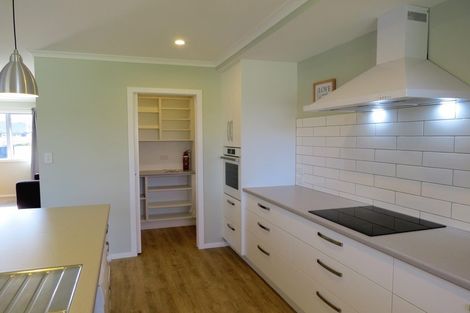 Photo of property in 71 Golden Shore Place, Coromandel, 3506