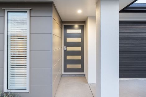 Photo of property in 41 Kahuparere Crescent, Pyes Pa, Tauranga, 3112