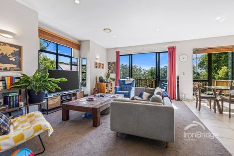 Photo of property in 2/667 East Coast Road, Browns Bay, Auckland, 0630