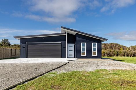Photo of property in 6 Holly Robinson Place, Hokitika, 7882