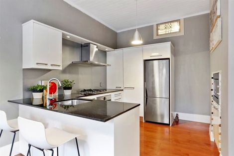 Photo of property in 12 Tahuna Street, Freemans Bay, Auckland, 1011