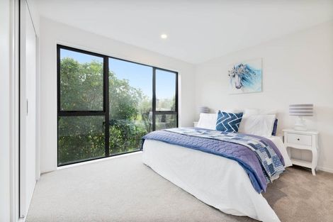 Photo of property in 21c Montgomery Avenue, Belmont, Auckland, 0622