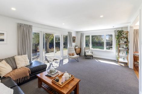 Photo of property in 39 Manor Place, Bryndwr, Christchurch, 8053