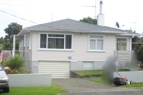 Photo of property in 3 Paritutu Road, Spotswood, New Plymouth, 4310