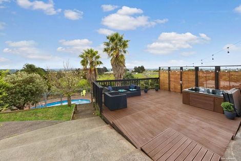 Photo of property in 464 Don Buck Road, Massey, Auckland, 0614