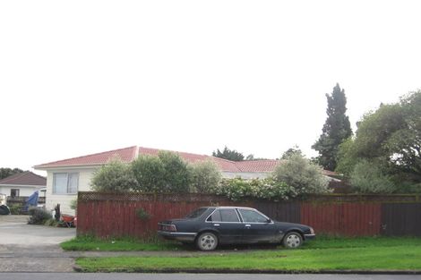 Photo of property in 1 Casuarina Road, Half Moon Bay, Auckland, 2012