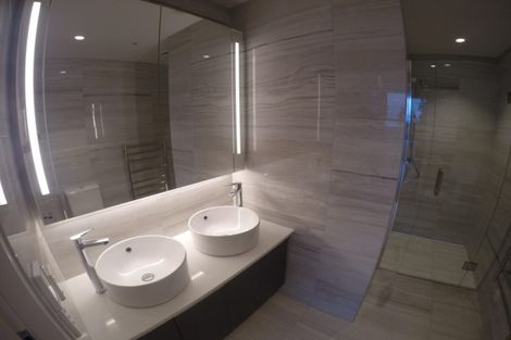 Photo of property in 203/585 Beach Road, Rothesay Bay, Auckland, 0630