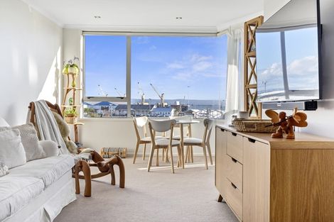 Photo of property in Algarve Apartments, 314/332 Maunganui Road, Mount Maunganui, 3116