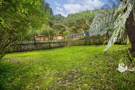 Photo of property in 144 Pinehaven Road, Pinehaven, Upper Hutt, 5019