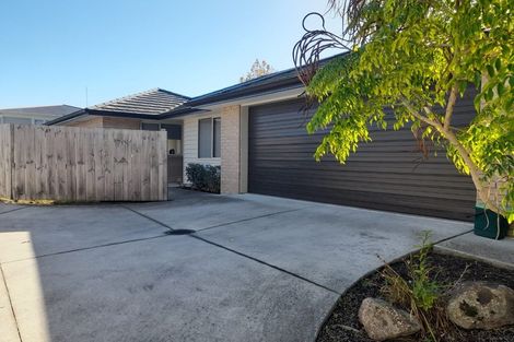 Photo of property in 9a Cross Street, Drury, 2113