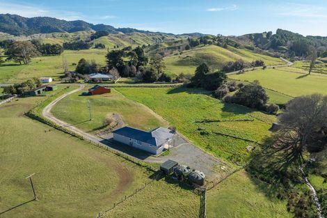 Photo of property in 4 North Road, Mauriceville, Masterton, 5882