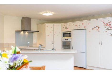 Photo of property in 27 Carrington Drive, Carterton, 5713