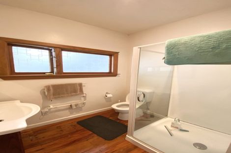 Photo of property in 35 Memorial Avenue, Ilam, Christchurch, 8053