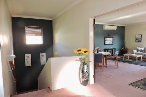 Photo of property in 5/5 Court Road, Tawa, Wellington, 5028