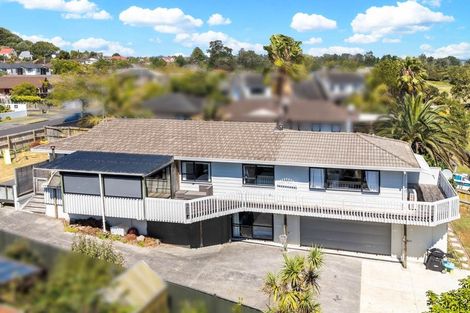 Photo of property in 41 De Quincey Terrace, Highland Park, Auckland, 2010