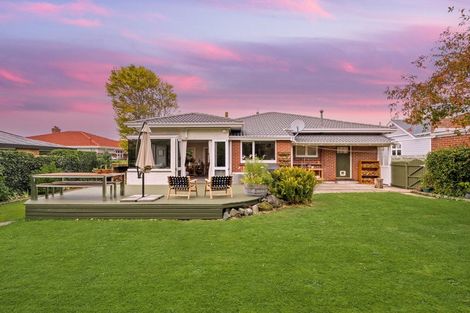 Photo of property in 10 Sandringham Street, Saint Clair, Dunedin, 9012