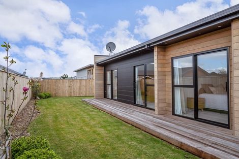 Photo of property in 35 Westwood Avenue, Greytown, 5712