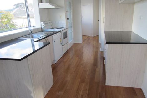 Photo of property in 90 Sycamore Drive, Sunnynook, Auckland, 0620