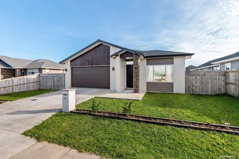 Photo of property in 6 Paso Fino Crescent, Karaka, Papakura, 2113