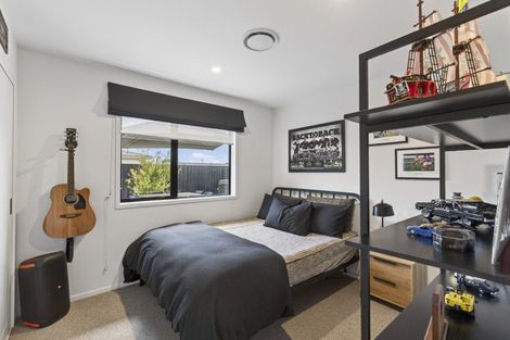 Photo of property in 247 Huatoki Street, Upper Vogeltown, New Plymouth, 4310