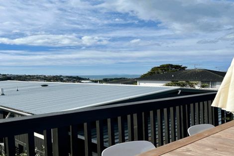 Photo of property in 1/51 East Coast Road, Milford, Auckland, 0620